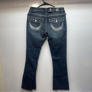 ROCK & REPUBLIC  boot cut low rise slim through & thigh leg opening jean…